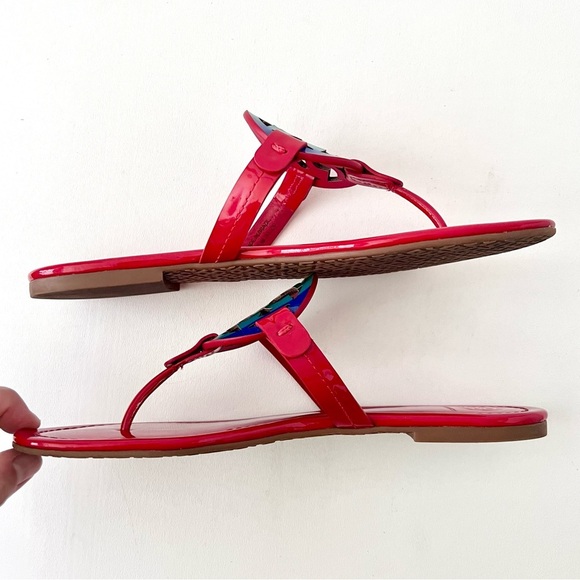 TORY BURCH | Miller Bright Rainbow Ruby Red Patent Leather Sandal Flip Flop 8 - Picture 9 of 14